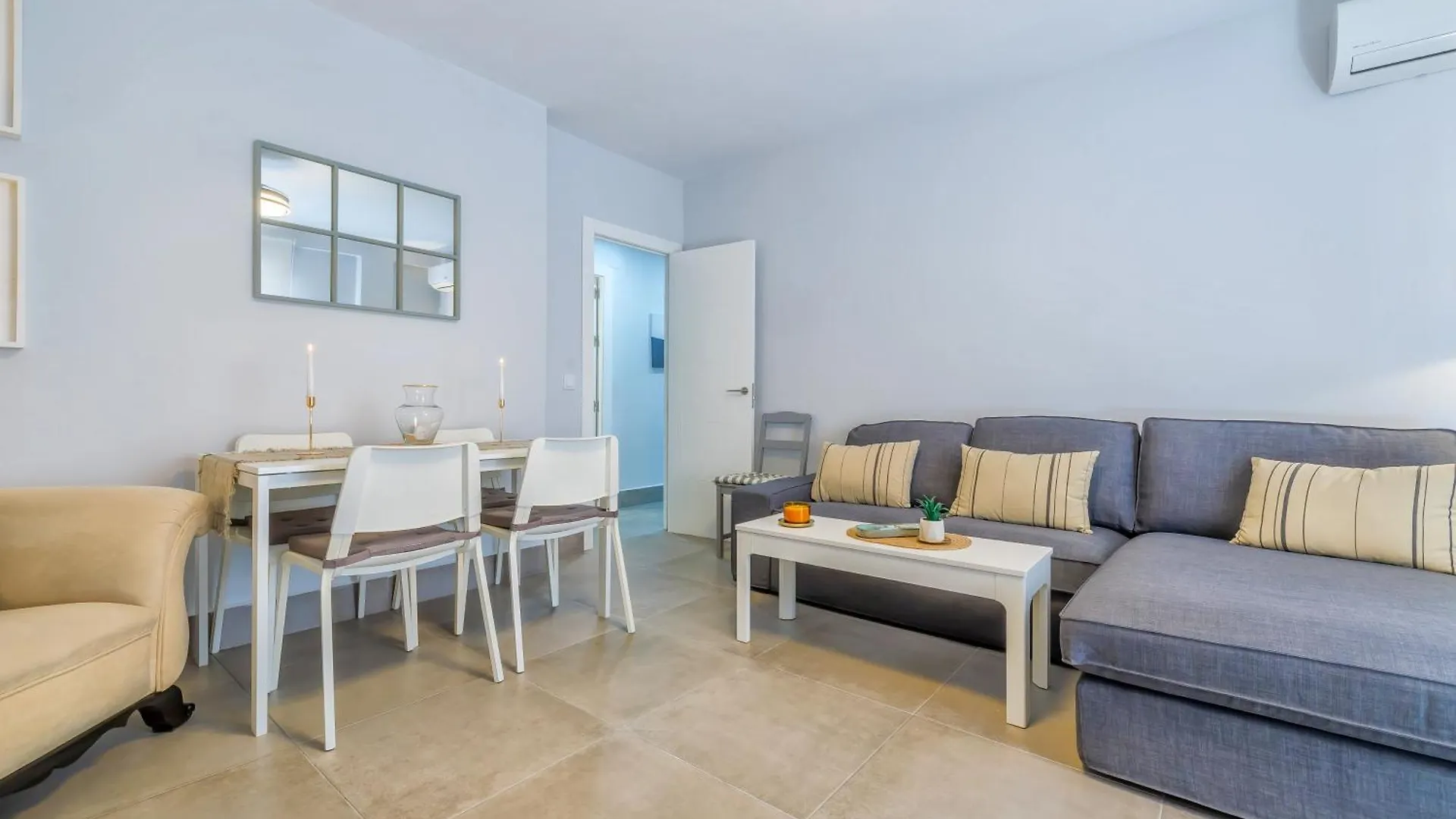 Apartamento La Flor Del Cerezo & Center Córdoba España